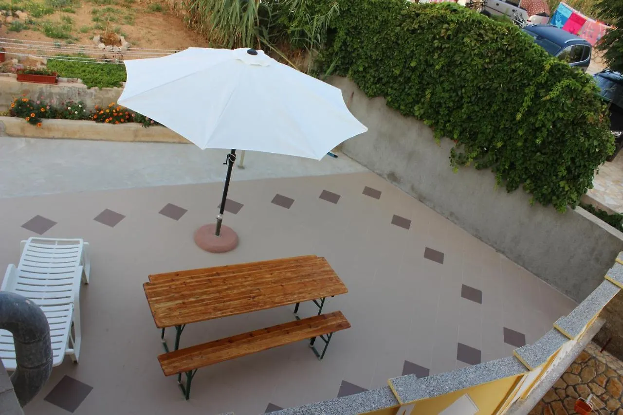 Apartments With A Parking Space Pag - 6535 Pag Town