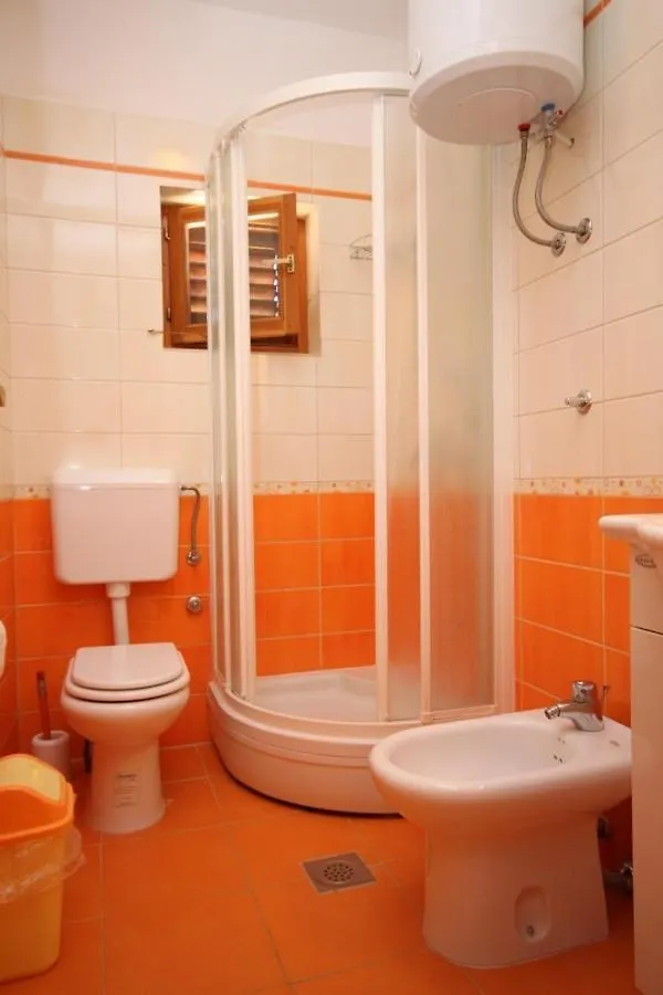 Apartments With A Parking Space Pag - 6535 Pag Town 0*,  Chorvatsko