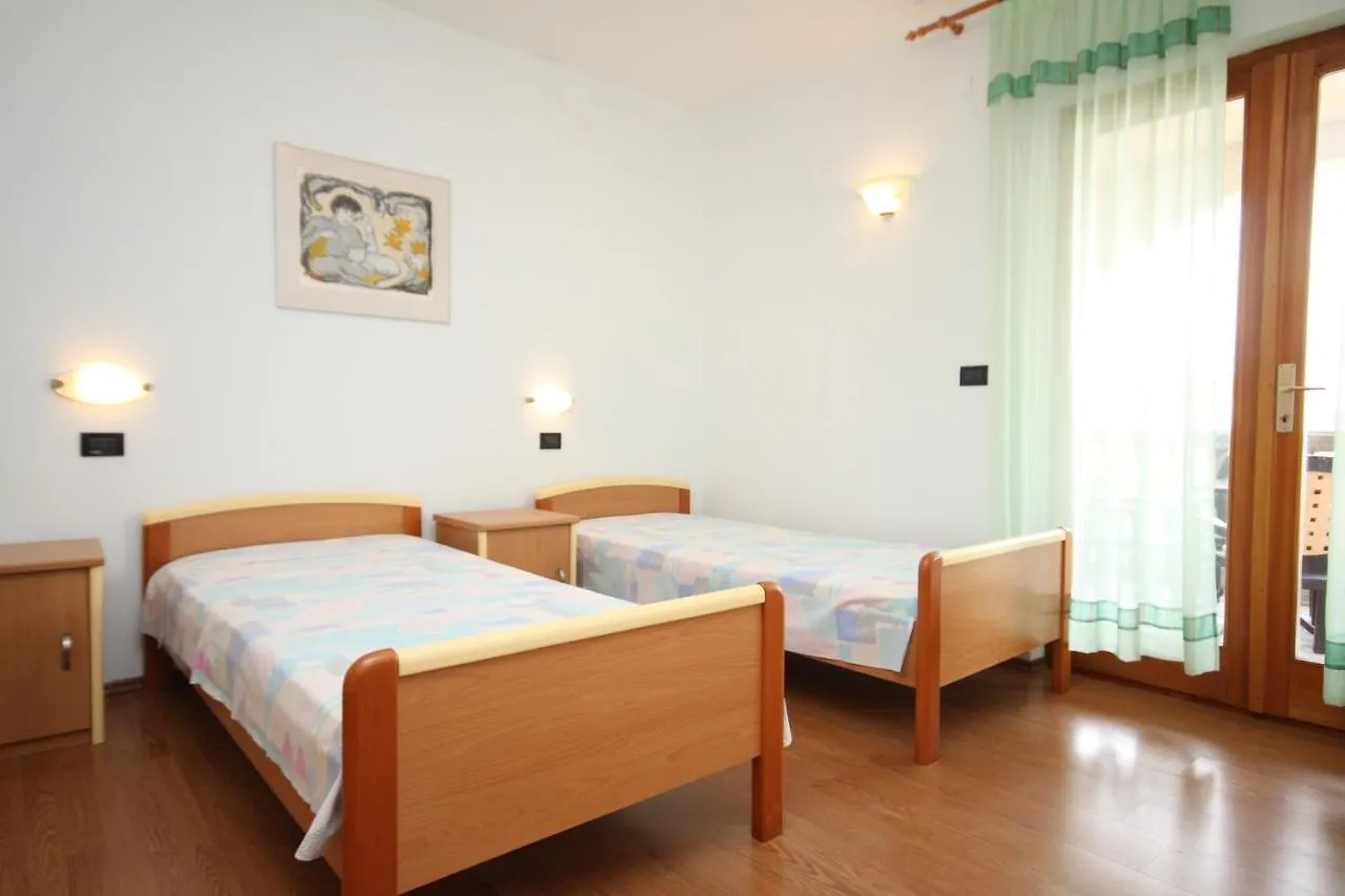 Apartments With A Parking Space Pag - 6535