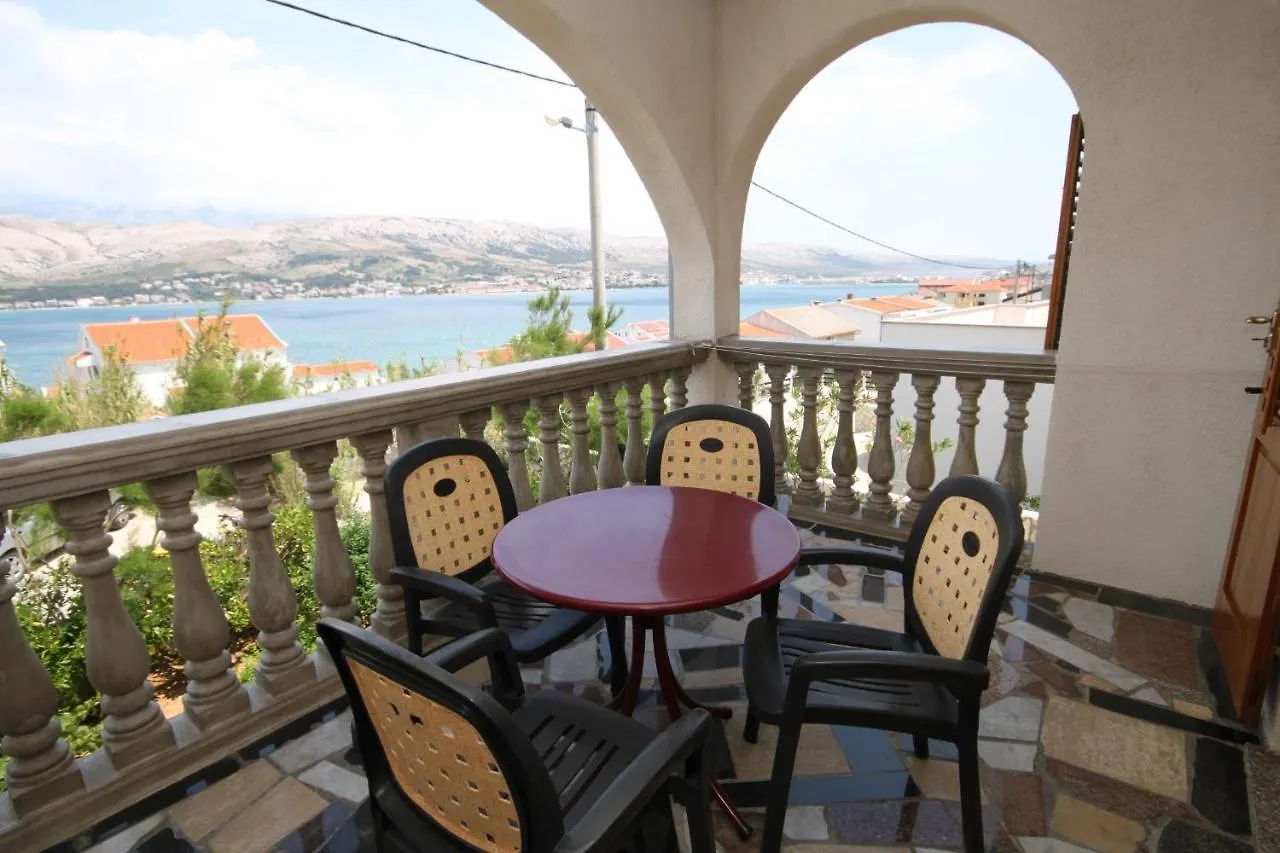 Apartments With A Parking Space Pag - 6535 Pag Town