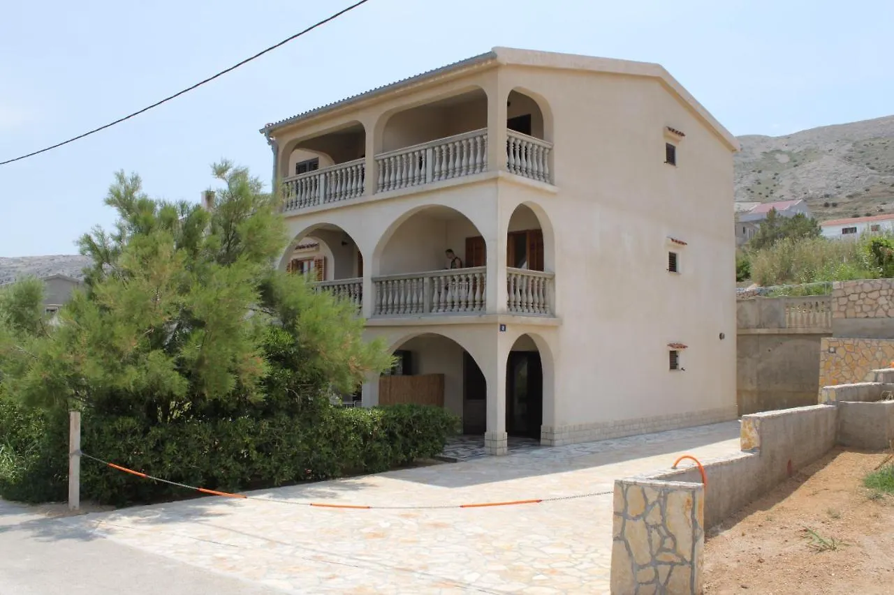 Apartments With A Parking Space Pag - 6535 0*, Pag Town