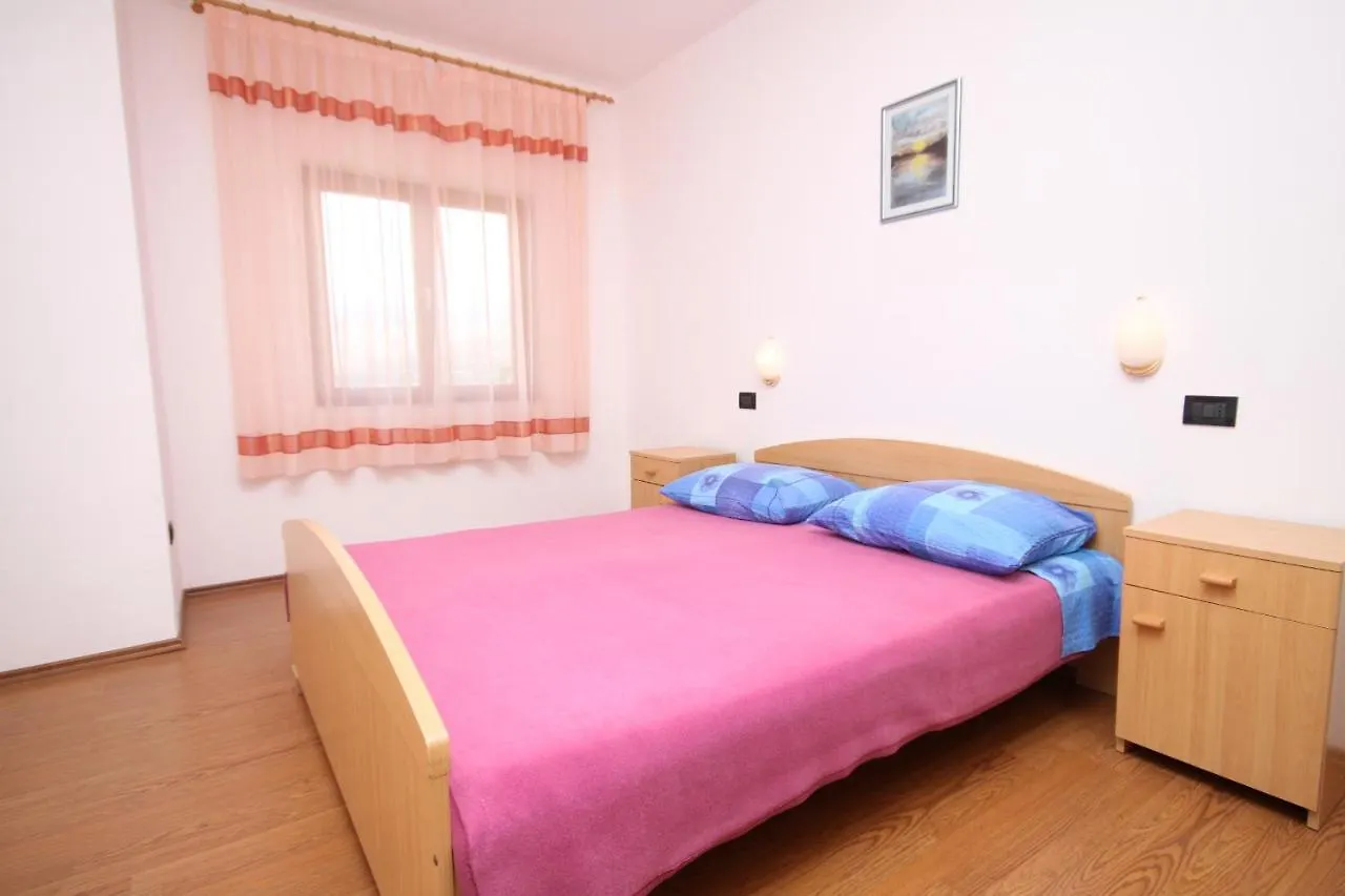 Apartments With A Parking Space Pag - 6535